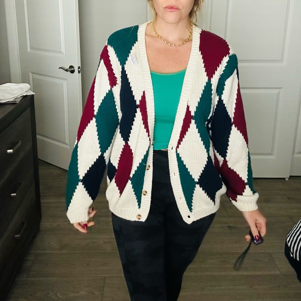 Milano Diamond Pattern Cardigan in Cream, Burgundy, and Teal